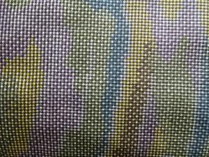 アンティーク　抽象模様織り出し本場大島紬着物(5マルキ)